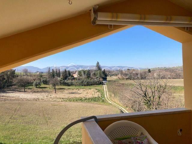 Appartamento in in affitto da privato ad Appignano via Gabriele d'Annunzio, 1, arredato, giardino, posto auto TrovaCasa
