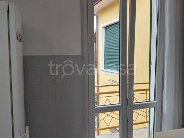Appartamento in in affitto da privato ad Arcola via Elso Sommovigo, 15, terrazzo, da privato, lavatrice TrovaCasa