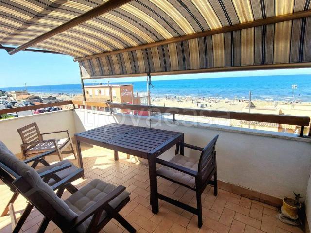 Appartamento in in affitto da privato ad Ardea lungomare degli Ardeatini, 180, terrazzo, da privato, fronte mare TrovaCasa