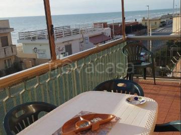 Appartamento in in affitto da privato ad Ardea lungomare degli Ardeatini, 392, da privato, vista mare, balcone TrovaCasa