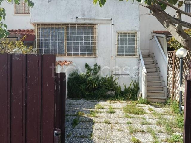 Appartamento in in affitto da privato ad Ardea via Teseo, 5, giardino, da privato, piscina TrovaCasa
