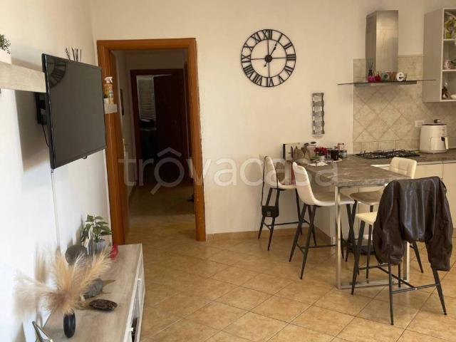 Appartamento in in affitto da privato ad Ardea via Rocca Priora, 3, posto auto, da privato, balcone TrovaCasa