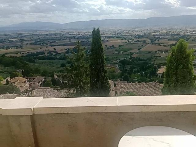 Appartamento in in affitto da privato ad Assisi via Pietro Metastasio, 3, arredato, da privato, caminetto TrovaCasa