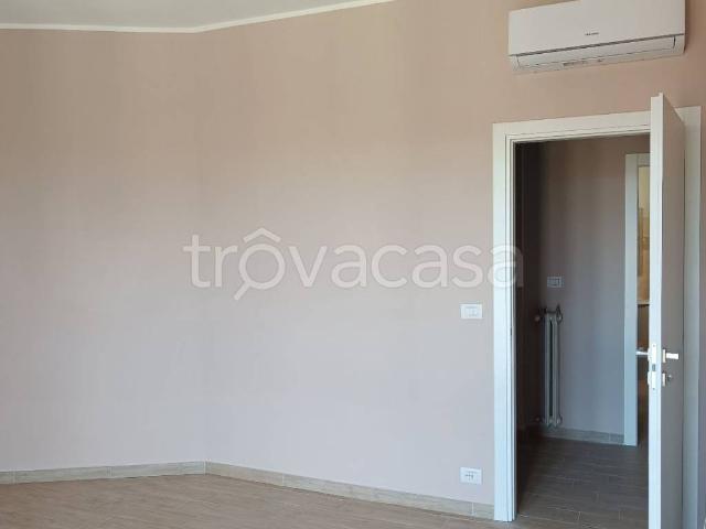 Appartamento in in affitto da privato ad Asti, da privato, doppia esposizione, ultimo piano TrovaCasa