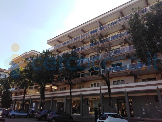 Appartamento in ottime condizioni, in affitto in Via G.m.bosco 146, Caserta
