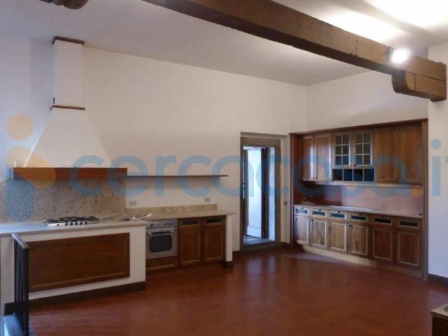 Appartamento in ottime condizioni, in affitto in Via Gombito 25, Bergamo