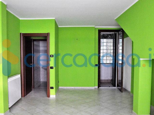 Appartamento in ottime condizioni, in affitto in Via Garibaldi, Vimercate