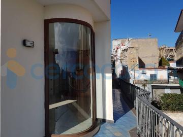 Appartamento in ottime condizioni, in affitto in Via Filomarino, Monte Di Procida