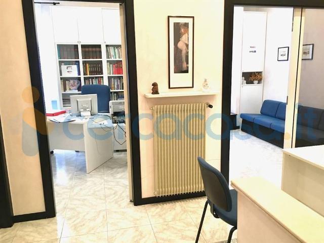 Appartamento in ottime condizioni, in affitto in Via Paduina, Trieste