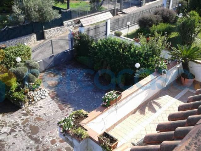 Appartamento in ottime condizioni, in affitto in Via Vicinale Masseria Vecchia, Giugliano In Campania