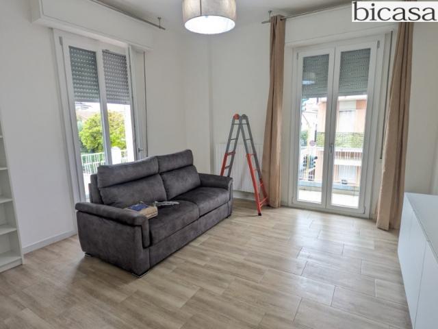 Appartamento in locazione a Pesaro, Strada panoramica adriatica Codice 8114