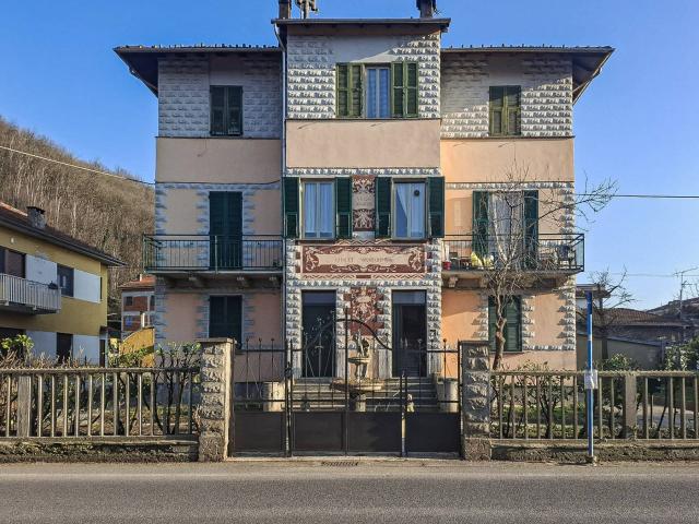 Appartamento in quadrifamigliare in vendita a Dego