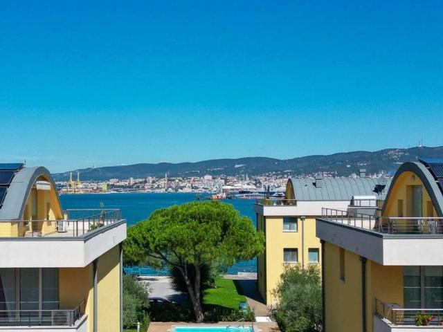 Appartamento in vendita a Muggia TS