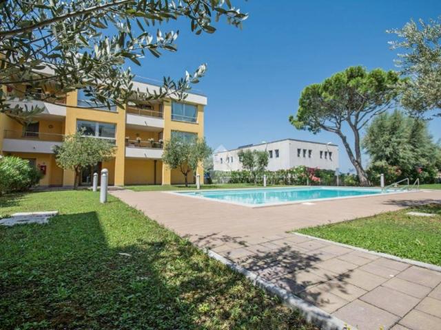 Appartamento in vendita a Muggia TS