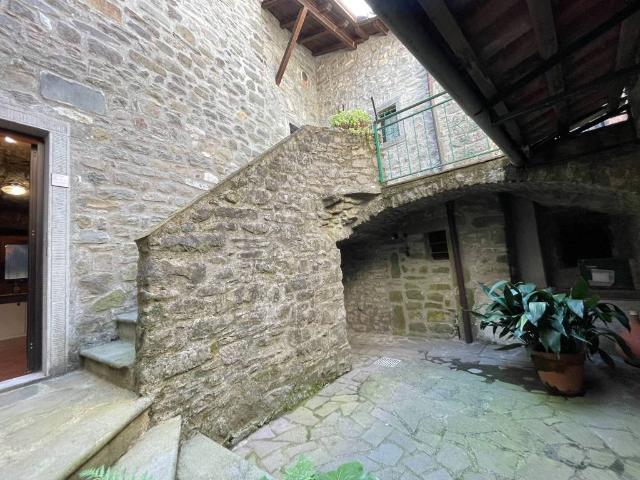 Appartamento in vendita a Mulazzo MS