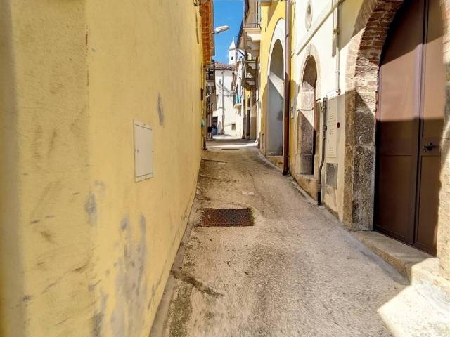 Appartamento in vendita a Muro Lucano PZ