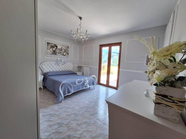 Appartamento in vendita a Muro Lucano PZ