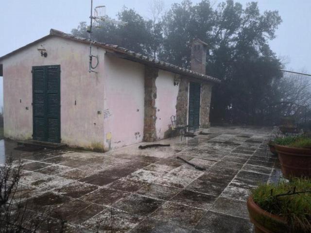 Appartamento in vendita a Murlo strada di Montepescini 10