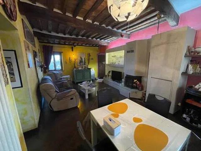 Appartamento in vendita a Murlo SI