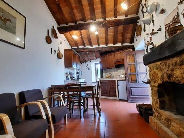 Appartamento in vendita a Murlo SI