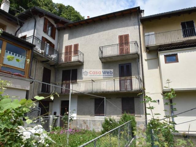 Appartamento in vendita a Maccagno con Pino e Veddasca VA