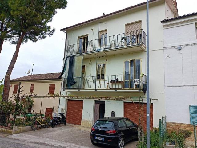Casa indipendente in vendita a Macerata MC