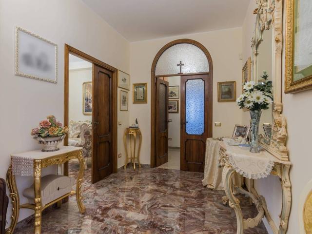 Appartamento in vendita a Macerata MC