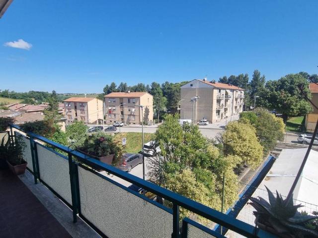 Appartamento in vendita a Macerata MC