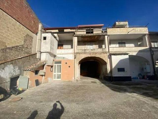 Appartamento in vendita a Macerata Campania CE