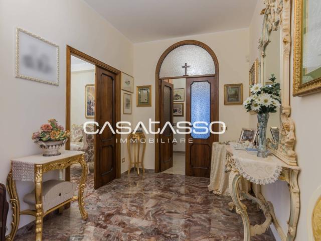 Appartamento in vendita a Macerata, VIA DEI VELINI