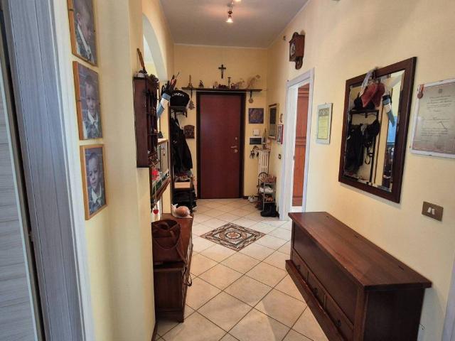 Appartamento in vendita a Magnago MI