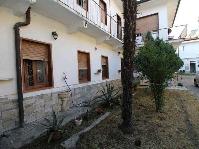 Appartamento in vendita a Magnago MI