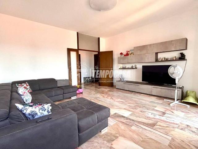 Appartamento in vendita a Magnago MI