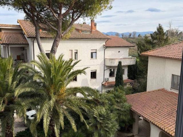 Appartamento in vendita a Magliano Sabina RI