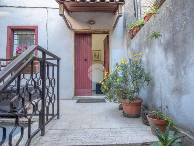 Appartamento in vendita a Magliano Sabina RI
