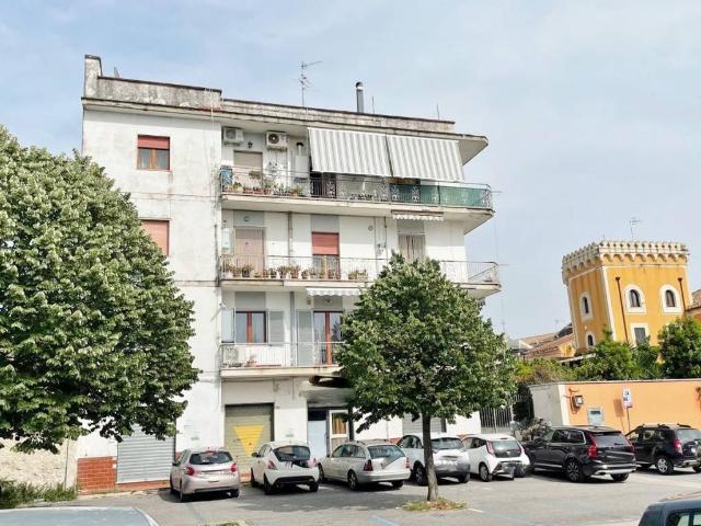 Appartamento in vendita a Maddaloni CE