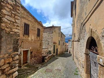 Appartamento in vendita a Maenza LT