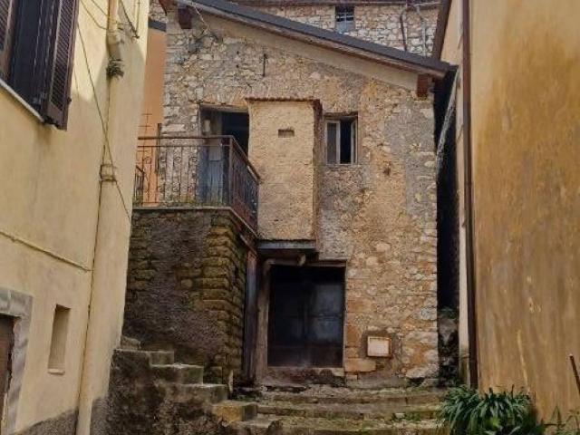 Appartamento in vendita a Maenza LT