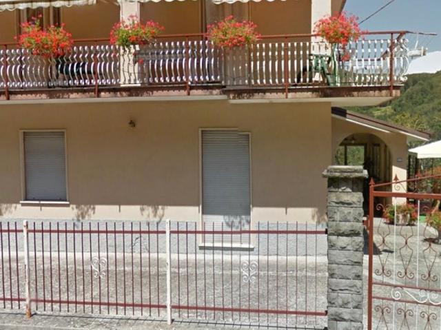 Appartamento in vendita a Maissana