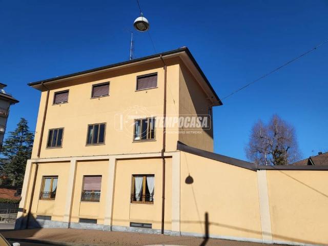 Appartamento in vendita a Malnate VA