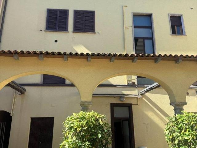 Appartamento in vendita a Malnate VA