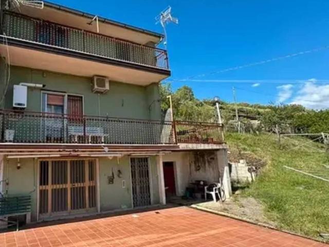 Appartamento in vendita a Malvito CS