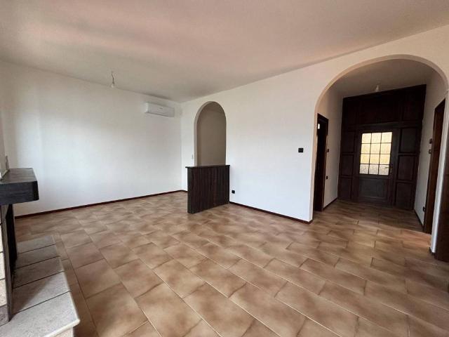 Appartamento in vendita a Mandello del Lario LC