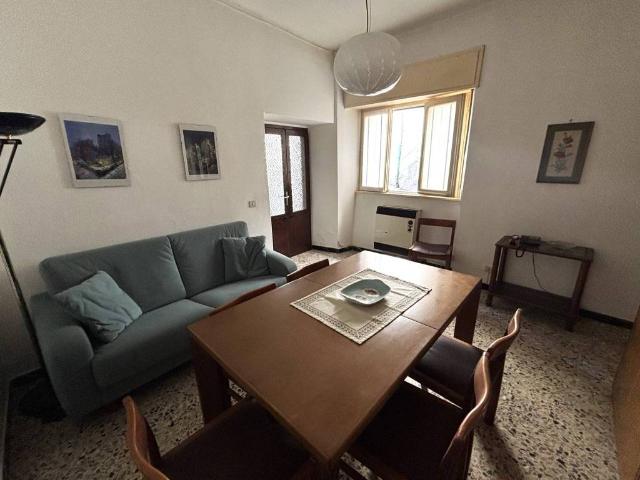Appartamento in vendita a Mandello del Lario LC