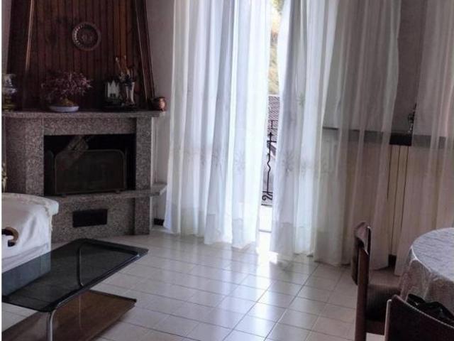 Appartamento in vendita a Mandello del Lario LC