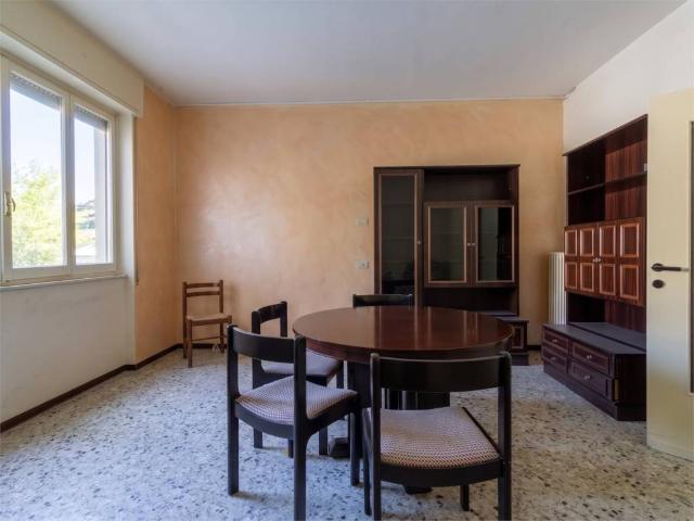 Appartamento in vendita a Mandello del Lario LC
