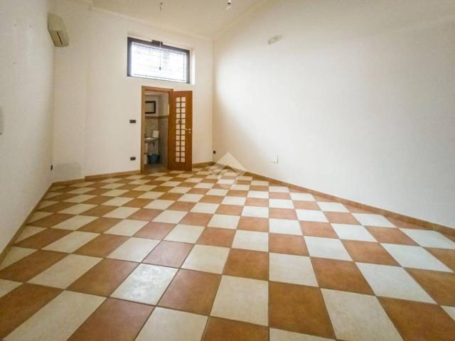 Loft / Open Space in vendita a Manfredonia FG