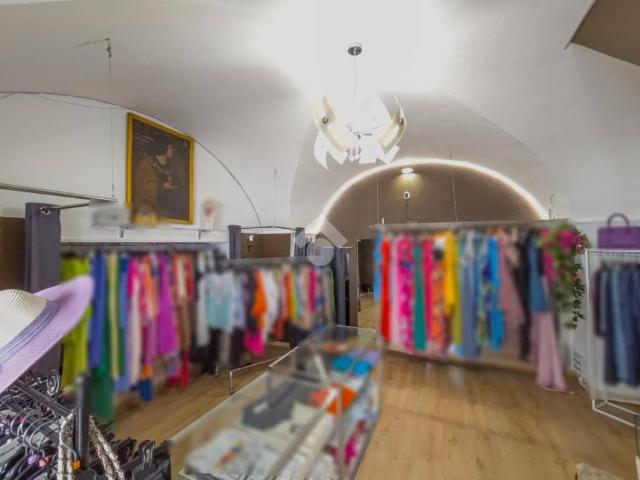 Loft / Open Space in vendita a Manfredonia FG