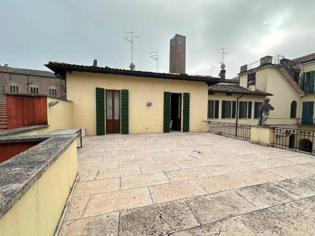 Appartamento in vendita a Mantova MN