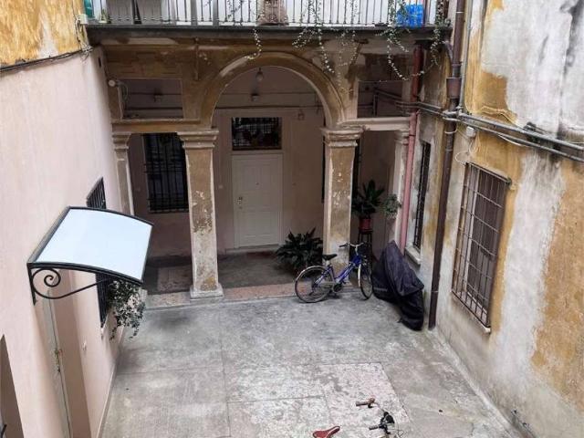 Appartamento in vendita a Mantova MN